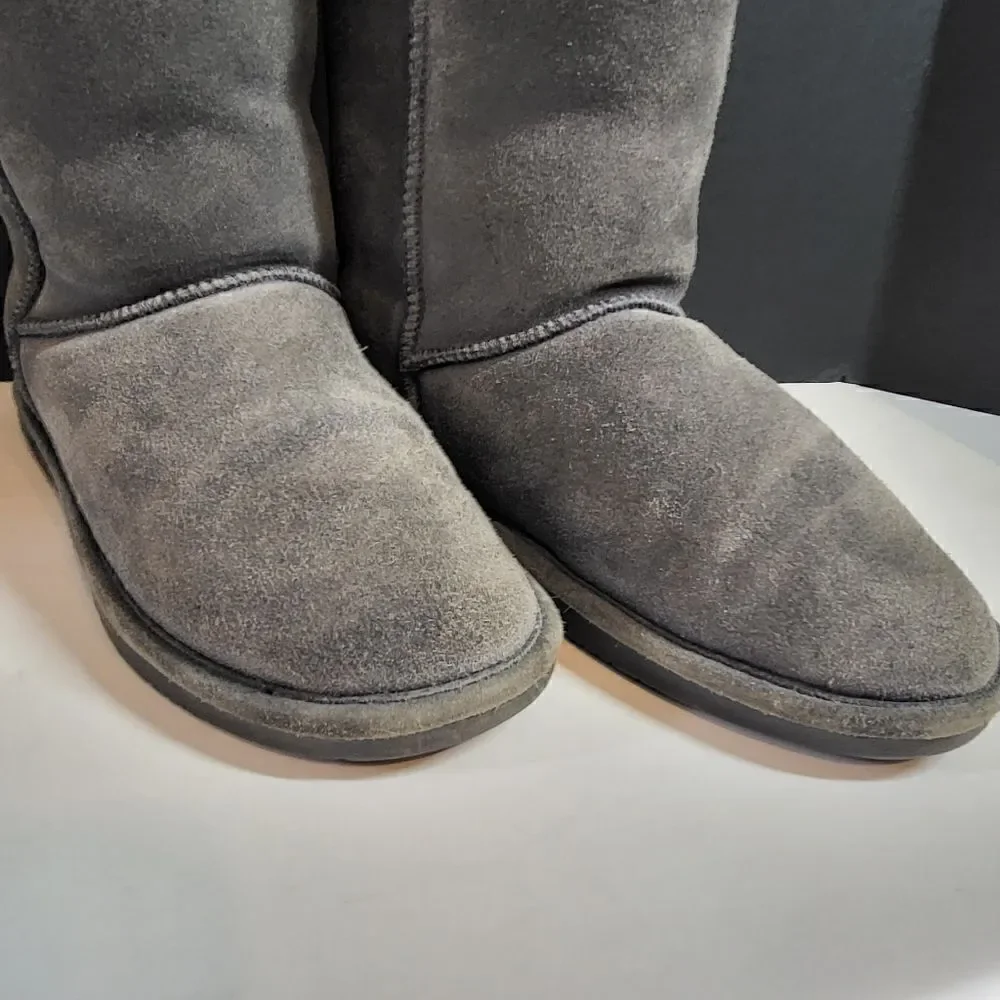 Bearpaw Gray Short Wintet Boots